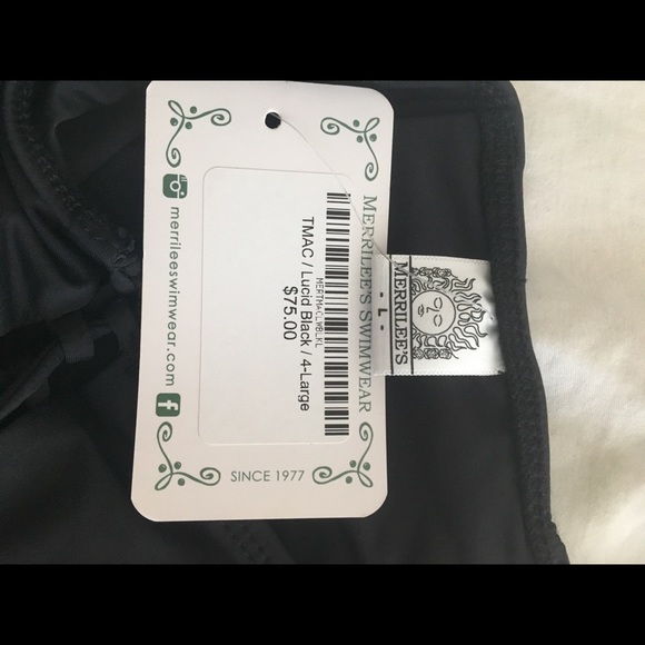 Black bandeau lace up off the shoulder bikini top - Picture 4 of 5